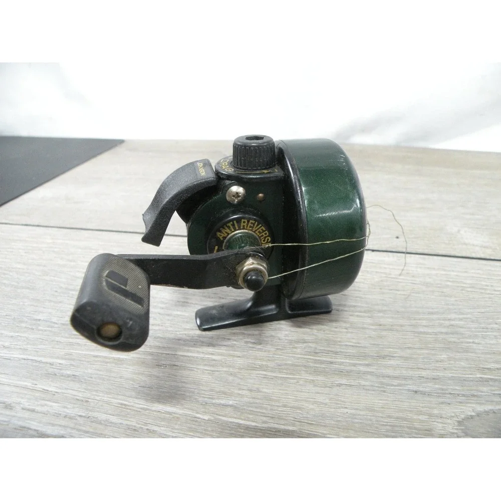 Johnson Century 45th Anniversary Edition Spincast Fishing Reel Green Black